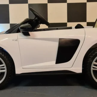 VENTA AUDI R8 SPORT 12V, BLANCO, ASIENTO CON FUNDA, RUEDAS GOMA, RC - INDA35-SPORTWHITE